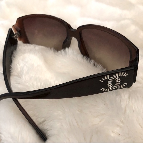 Chanel Rare Auth. Classic Strass Sunglasses - Picture 3 of 10